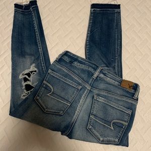 American Eagle High Rise Jeans